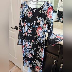 White House Black Market Floral Long Sleeve Dress